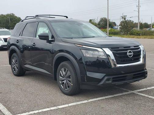 2025 Nissan Pathfinder SV FWD