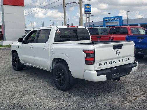 Glacier White 2026 Nissan Frontier SV