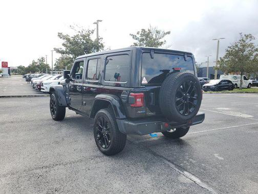 2024 Jeep Wrangler 4xe Sahara
