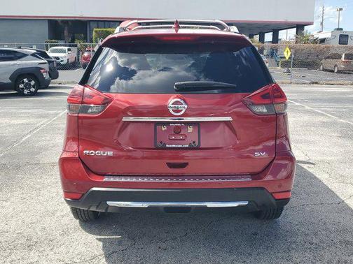 2020 Nissan Rogue SV