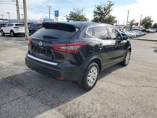 2020 Nissan Rogue Sport S