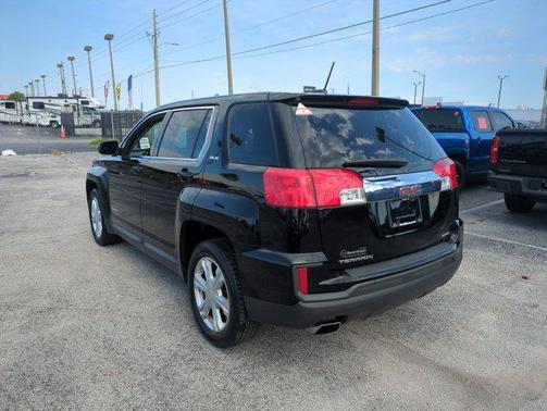 2017 GMC Terrain SLE-1