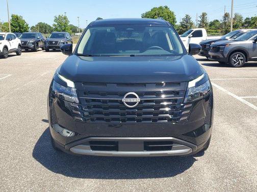 Super Black 2026 Nissan Pathfinder SL