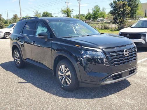 Super Black 2026 Nissan Pathfinder SL