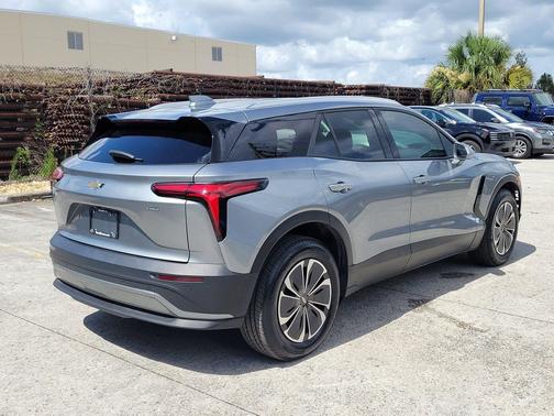 Sterling Gray Metallic 2025 Chevrolet Blazer EV AWD LT
