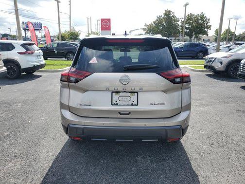 2025 Nissan Rogue SL