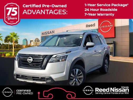 2023 Nissan Pathfinder SL FWD