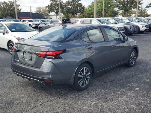 2025 Nissan Versa 1.6 SV