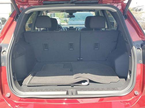 Radiant Red Tintcoat 2024 Chevrolet Equinox 1LT