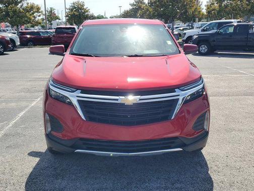 Radiant Red Tintcoat 2024 Chevrolet Equinox 1LT