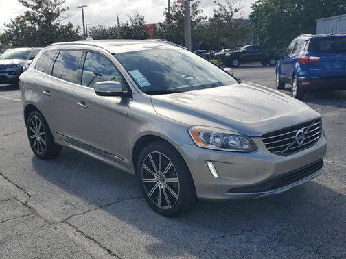2016 Volvo XC60 T5 Drive-E Premier