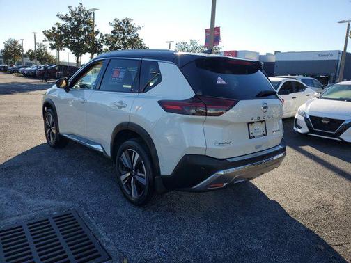 2021 Nissan Rogue Platinum