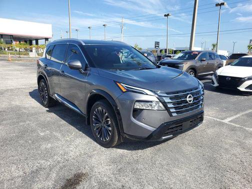 2025 Nissan Rogue Platinum