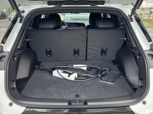 Summit White 2024 Chevrolet Equinox EV 2LT