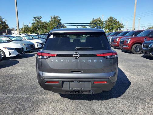 2025 Nissan Pathfinder SV FWD