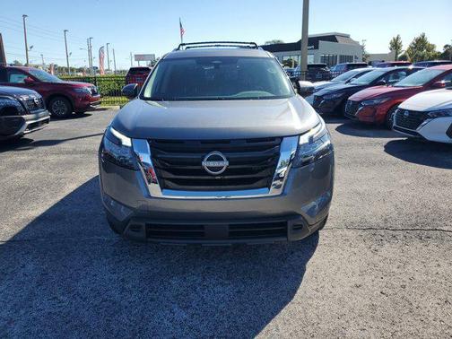 2025 Nissan Pathfinder SV FWD