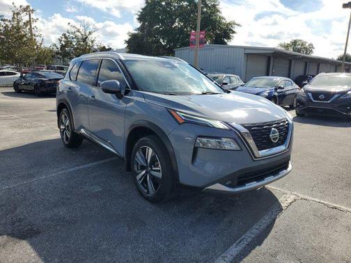 2021 Nissan Rogue Platinum