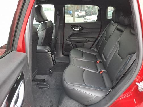 2026 Jeep Compass Limited Altitude