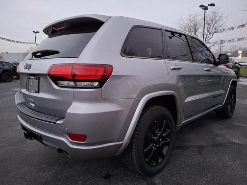 2020 Jeep Grand Cherokee Altitude