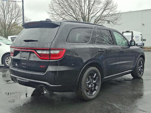 DB Black Clearcoat 2026 Dodge Durango GT HEMI V8