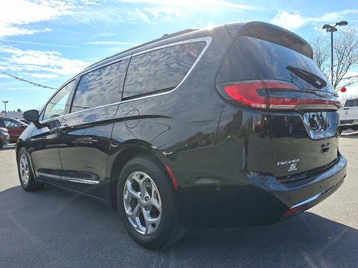 2022 Chrysler Pacifica Limited