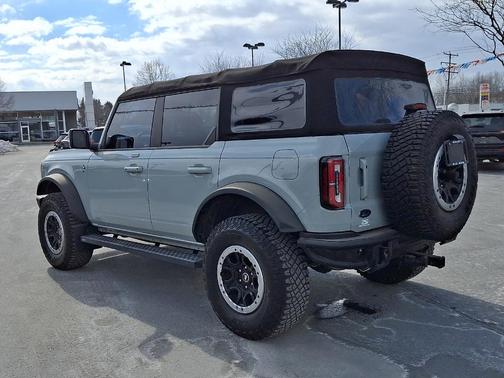 2022 Ford Bronco Outer Banks
