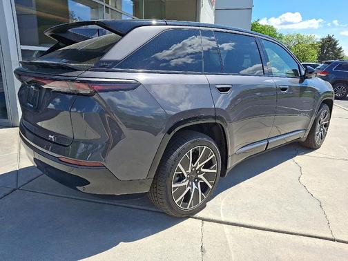 2025 Jeep Wagoneer S Limited