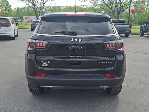 Diamond Black 2023 Jeep Compass Limited