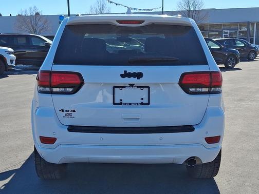 2022 Jeep Grand Cherokee WK Laredo