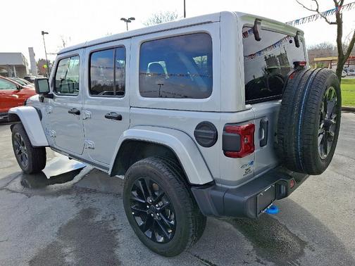 2024 Jeep Wrangler 4xe Sahara