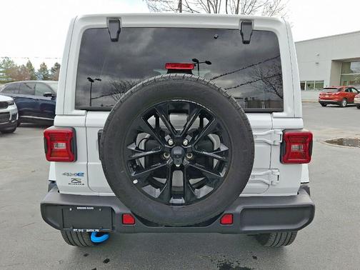 2024 Jeep Wrangler 4xe Sahara