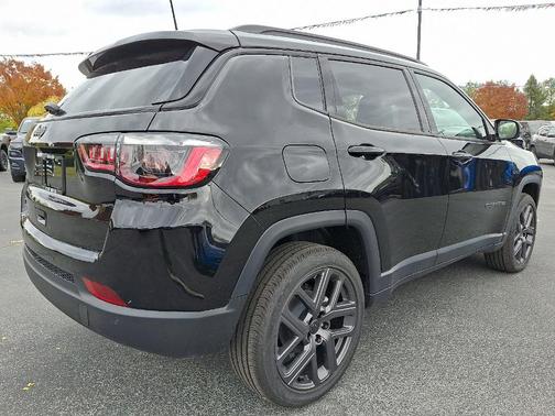 2026 Jeep Compass Limited Altitude