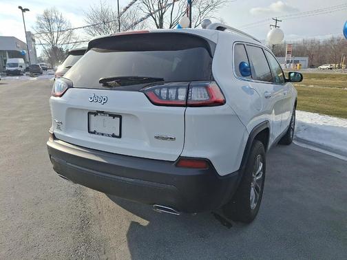 2021 Jeep Cherokee Latitude Lux