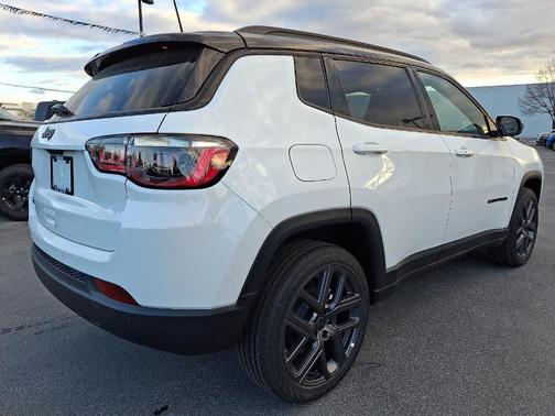 2026 Jeep Compass Limited Altitude
