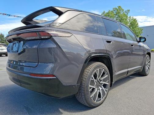 2025 Jeep Wagoneer S Limited