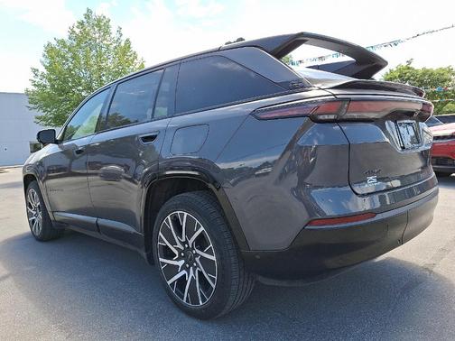 2025 Jeep Wagoneer S Limited