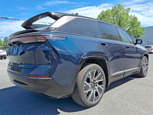 2025 Jeep Wagoneer S Limited