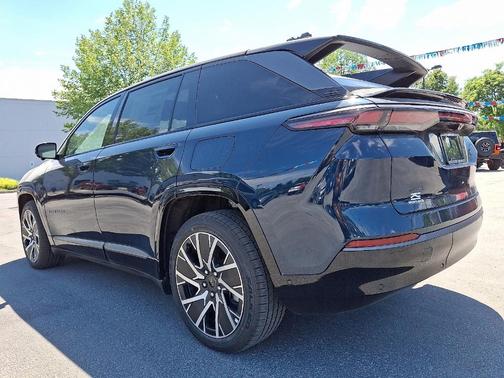 2025 Jeep Wagoneer S Limited