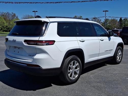 Bright White Clearcoat 2023 Jeep Grand Cherokee L Limited