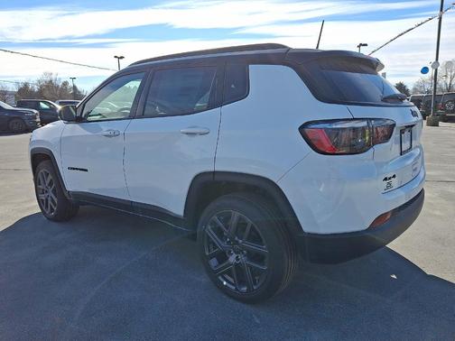 2026 Jeep Compass Limited Altitude