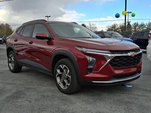 2025 Chevrolet Trax LT