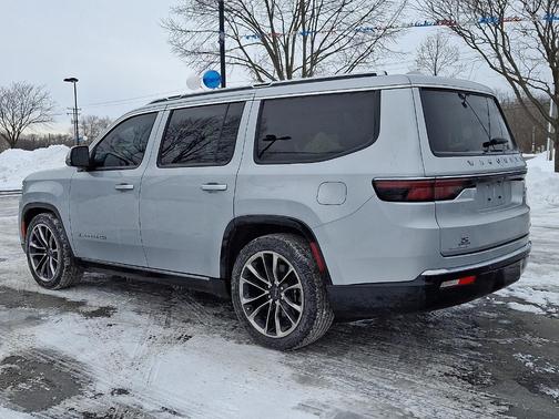 2022 Jeep Wagoneer Series III