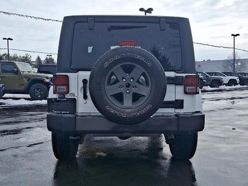 2016 Jeep Wrangler Sport