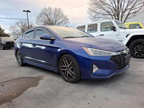 2020 Hyundai ELANTRA Sport