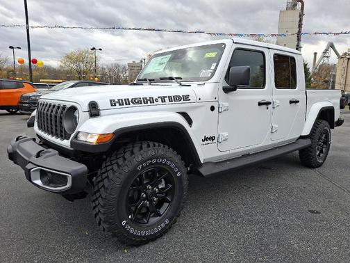2025 Jeep Gladiator Sport