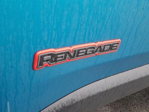 2021 Jeep Renegade Trailhawk