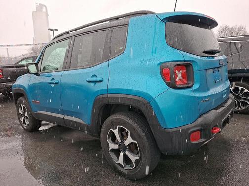 2021 Jeep Renegade Trailhawk