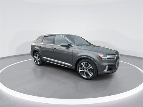 2022 Audi Q7 Prestige