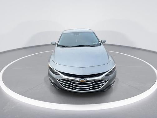 Sterling Gray Metallic 2024 Chevrolet Malibu 1LT