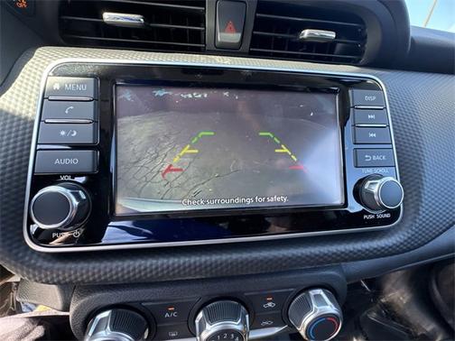 2025 Nissan Kicks Play S